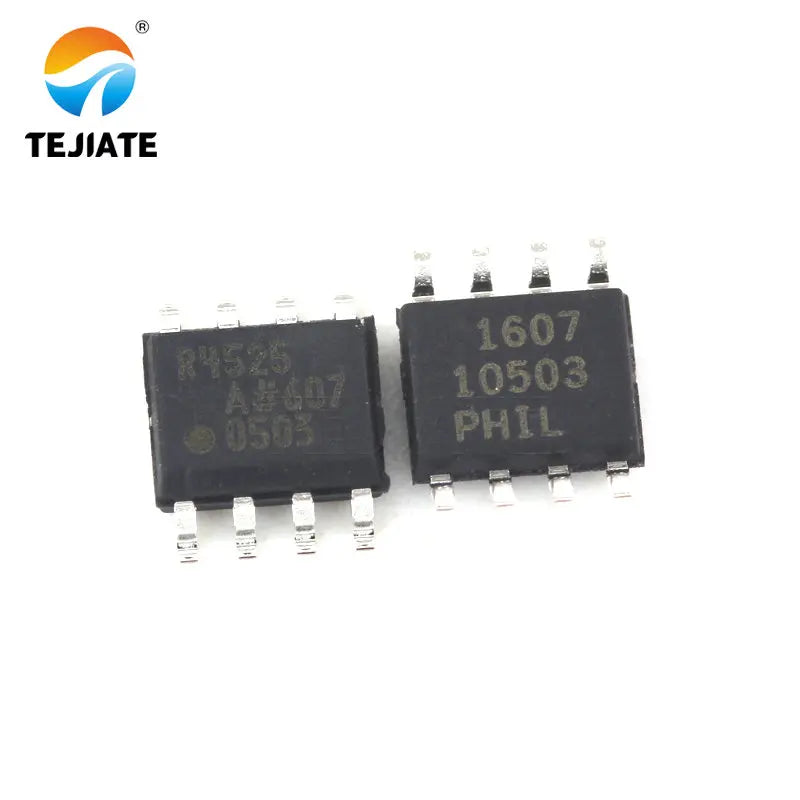 1PCS ADR4525ARZ Screen Printing R4525 Patch SOP-8 Fixed output PMIC voltage reference IC chip