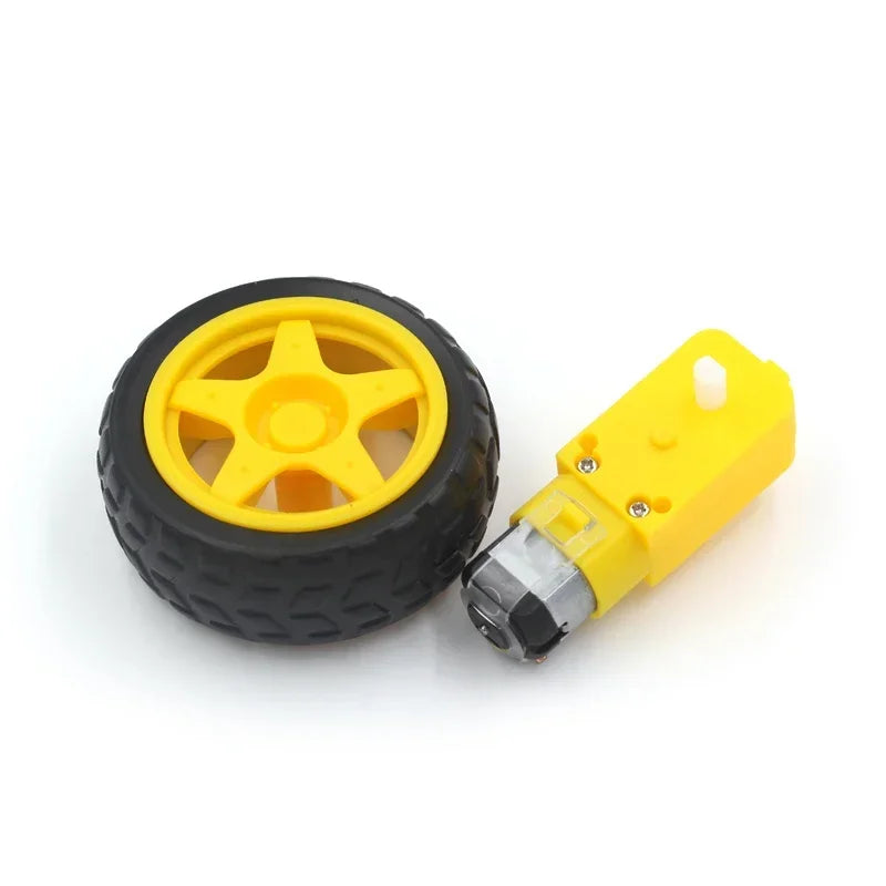 Motor Motor DC3V-6V DC Reduction Strong Magnetic Anti-interference Four-car Drive Rubber Wheel