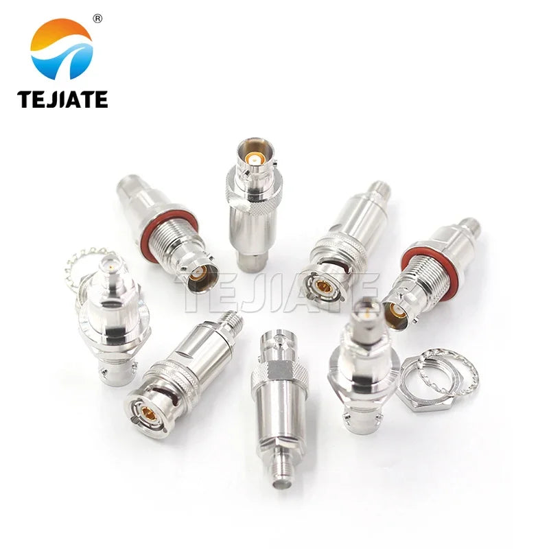 TRB/SMA/BNC Trinity Connector