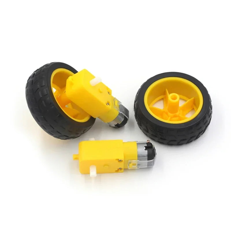 Motor motor DC3V-6V DC reduction strong magnetic anti-interference four-car drive rubber wheel